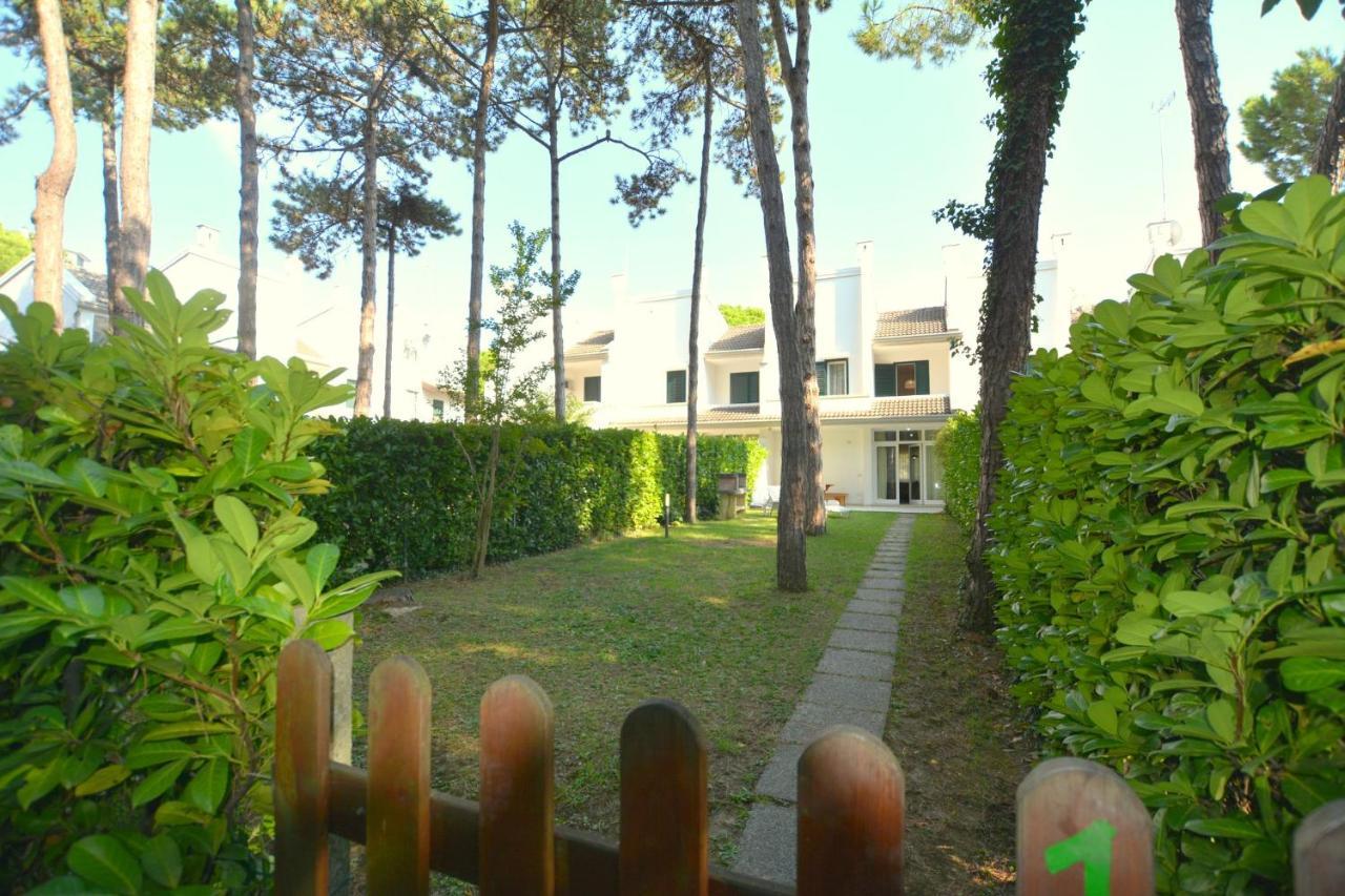 Villa A Lignano Pineta لينانو سابيادورو المظهر الخارجي الصورة
